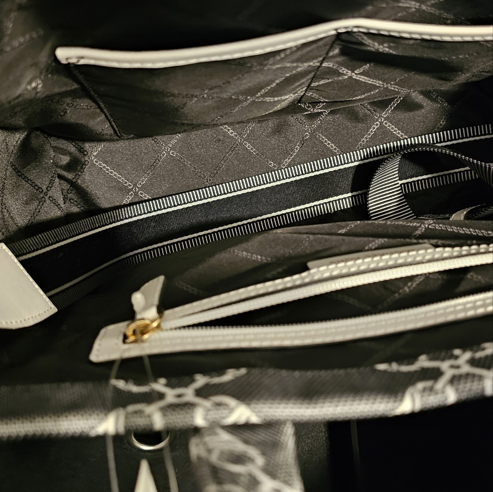 Michael Kors Large Gray Tote Bag - Picture 4 of 4